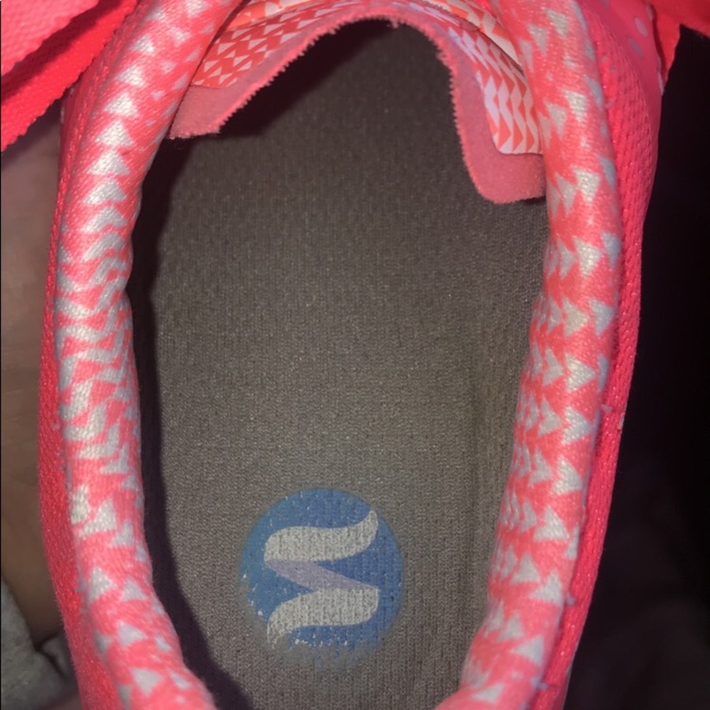 Shoes - Picture 3 of 3